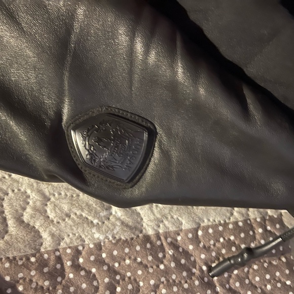 Beautiful Rudsak jacket.  Used but good condition. Size small - Picture 6 of 9